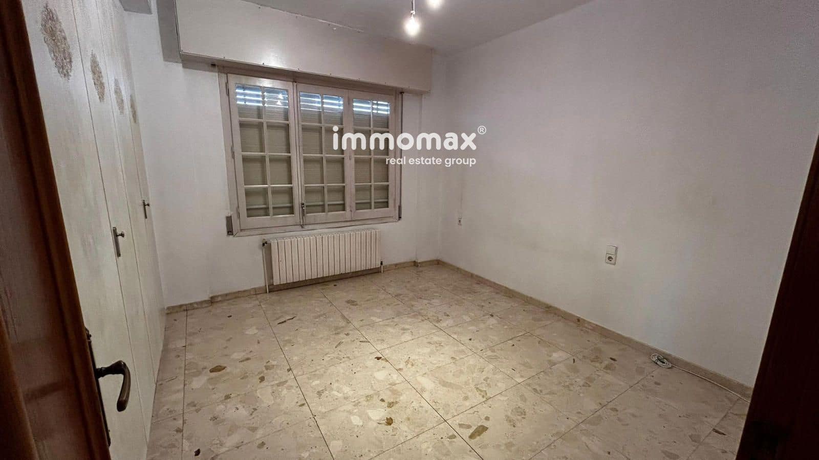 5 soveværelse Villa til salg i Santa Eulalia de Roncana med garage - € 379.000 (Ref: 9293999)