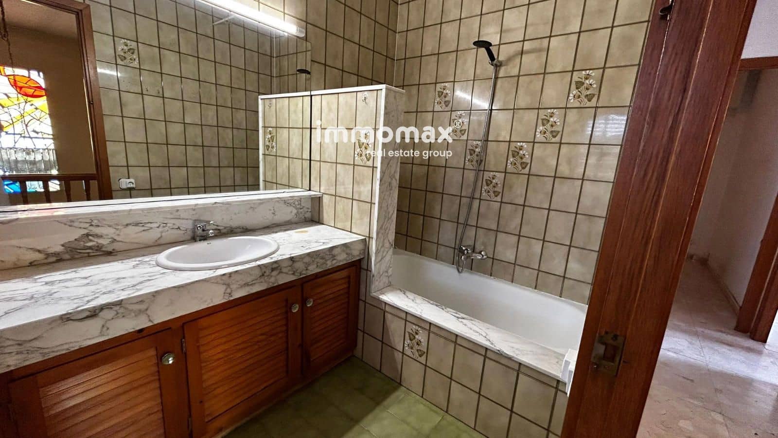 5 soveværelse Villa til salg i Santa Eulalia de Roncana med garage - € 379.000 (Ref: 9293999)