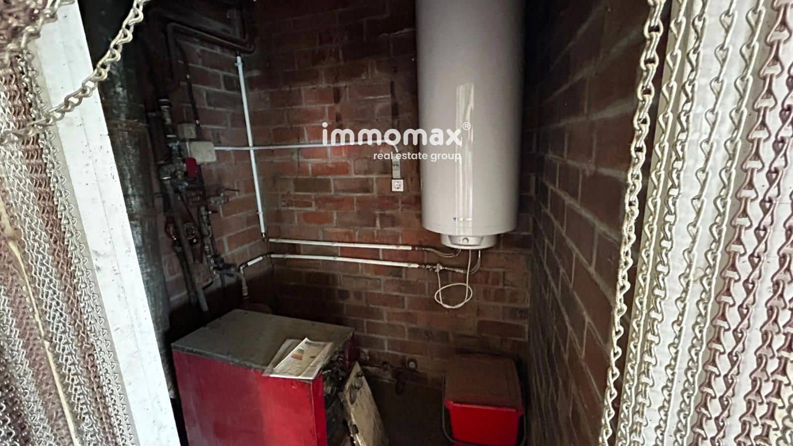 5 soveværelse Villa til salg i Santa Eulalia de Roncana med garage - € 379.000 (Ref: 9293999)