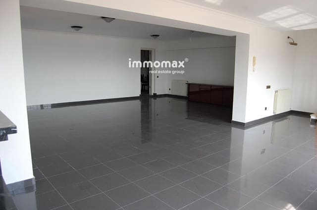 4 quarto Moradia para venda em Sant Boi de Llobregat com piscina garagem - 740 000 € (Ref: 9299027)