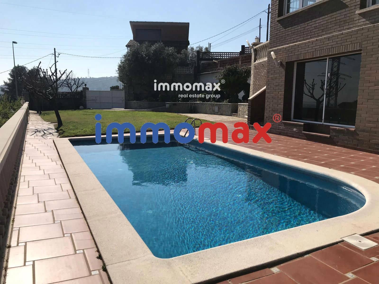 4 chambre Villa/Maison à vendre à Sant Boi de Llobregat avec piscine garage - 740 000 € (Ref: 9299027)