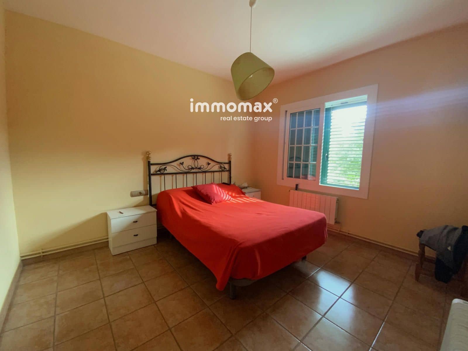 5 bedroom Villa for sale in Begues with garage - € 790,000 (Ref: 9301552)