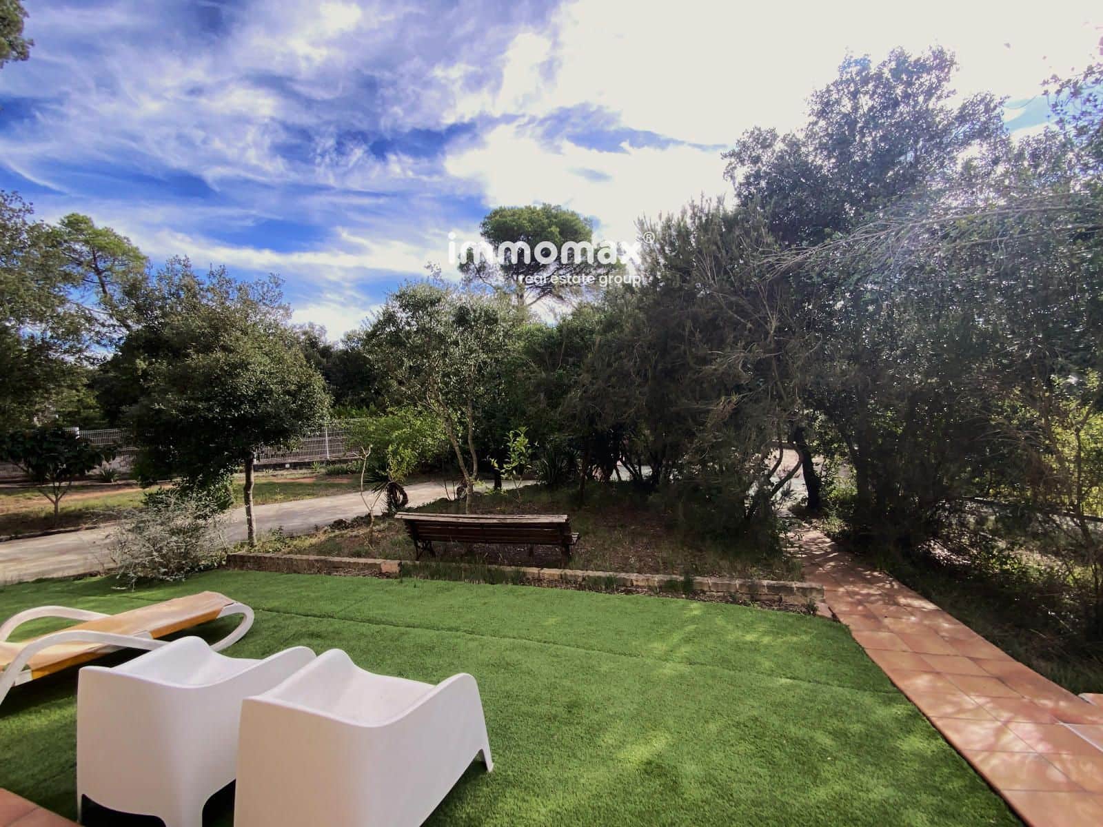 5 bedroom Villa for sale in Begues with garage - € 790,000 (Ref: 9301552)