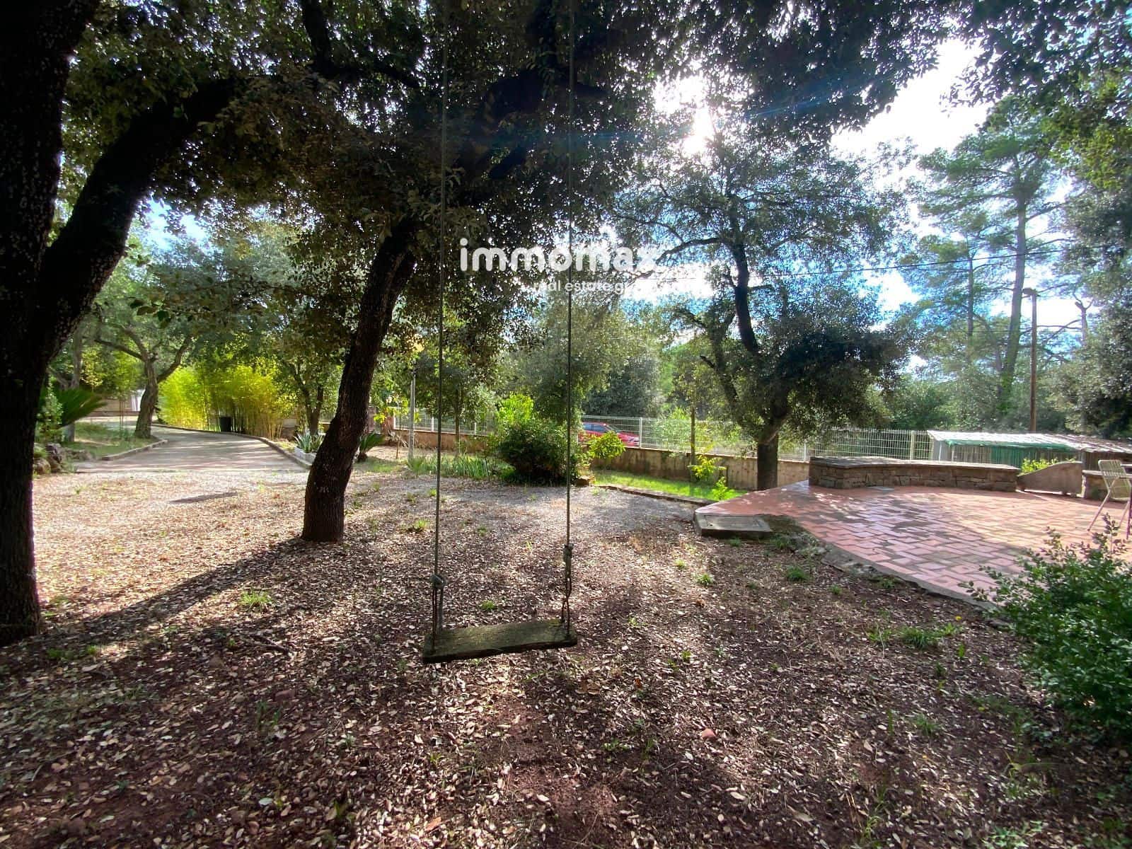 5 bedroom Villa for sale in Begues with garage - € 790,000 (Ref: 9301552)