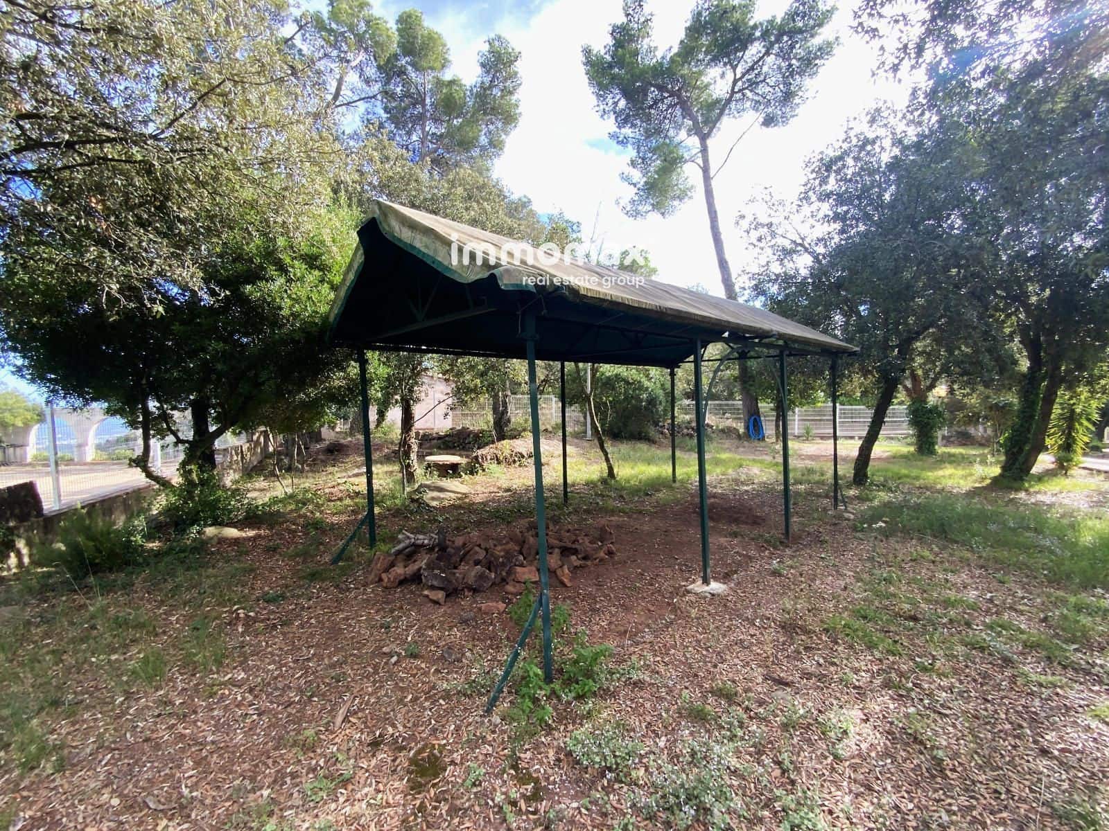 5 bedroom Villa for sale in Begues with garage - € 790,000 (Ref: 9301552)