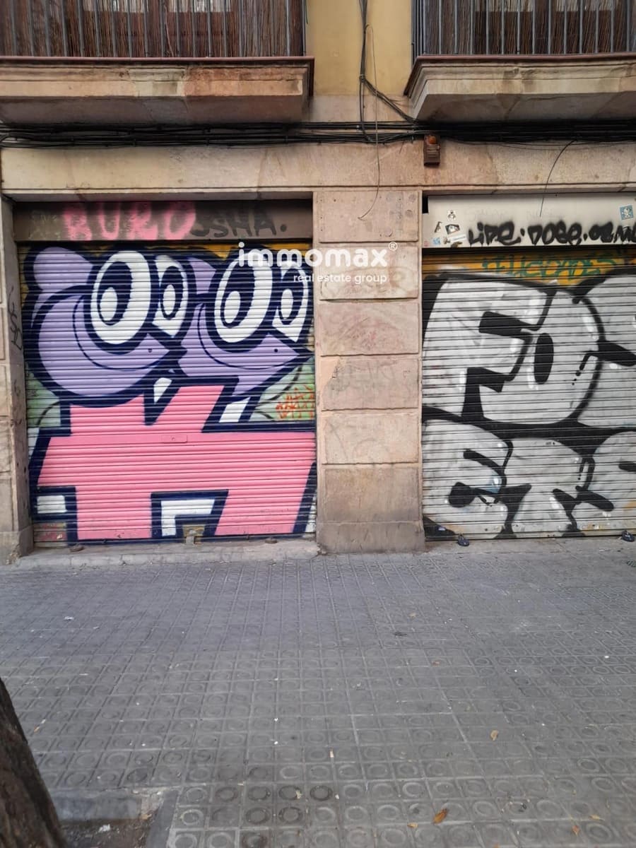 Commercial for rent in Barcelona city - € 1,400 (Ref: 9301796)