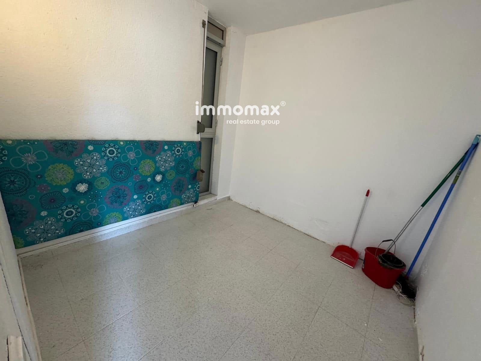 1 quarto Penthouse para venda em Gava com piscina garagem - 385 000 € (Ref: 9308051)