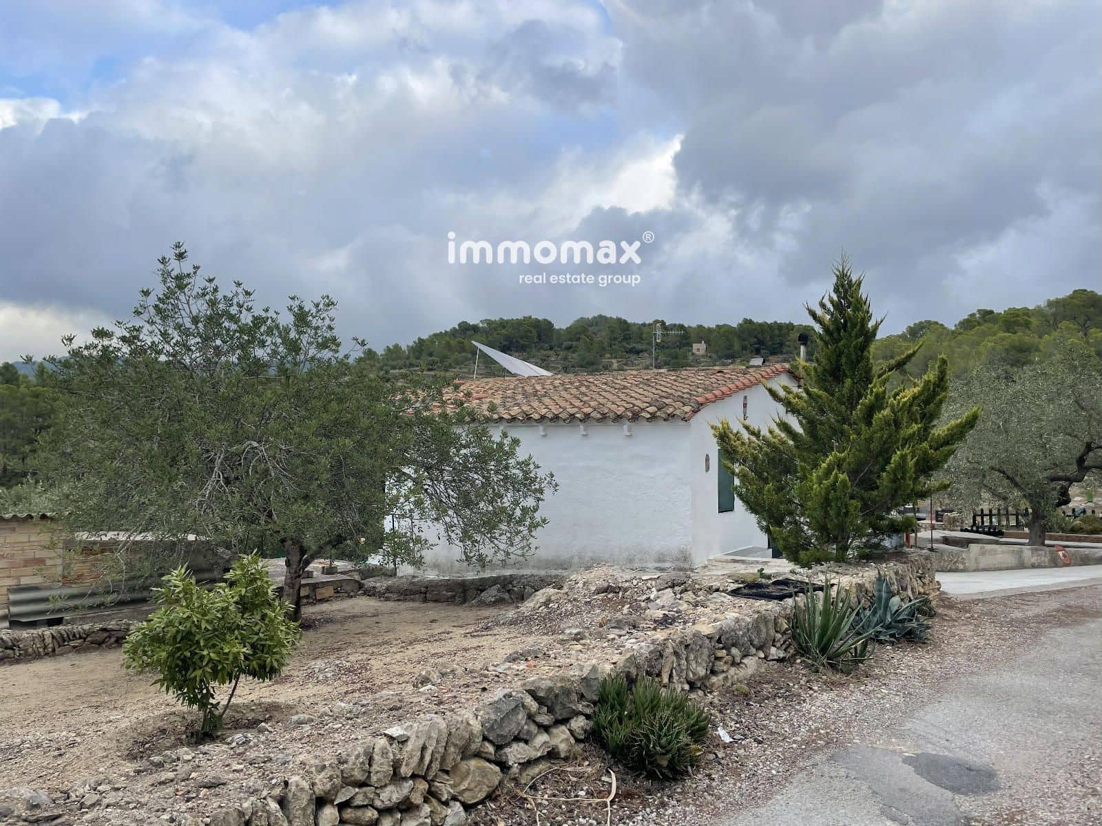 2 bedroom Villa for sale in Tortosa with pool - € 122,000 (Ref: 9311584)