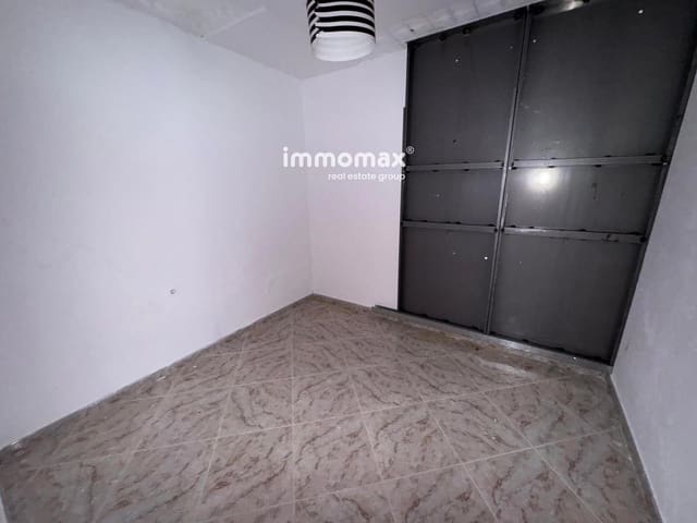 4 makuuhuone Huvila myytävänä paikassa Vallirana mukana 
autotalli - 200 000 € (Ref: 9322170)