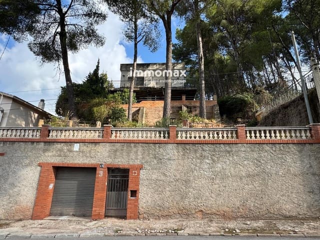 4 makuuhuone Huvila myytävänä paikassa Vallirana mukana 
autotalli - 200 000 € (Ref: 9322170)