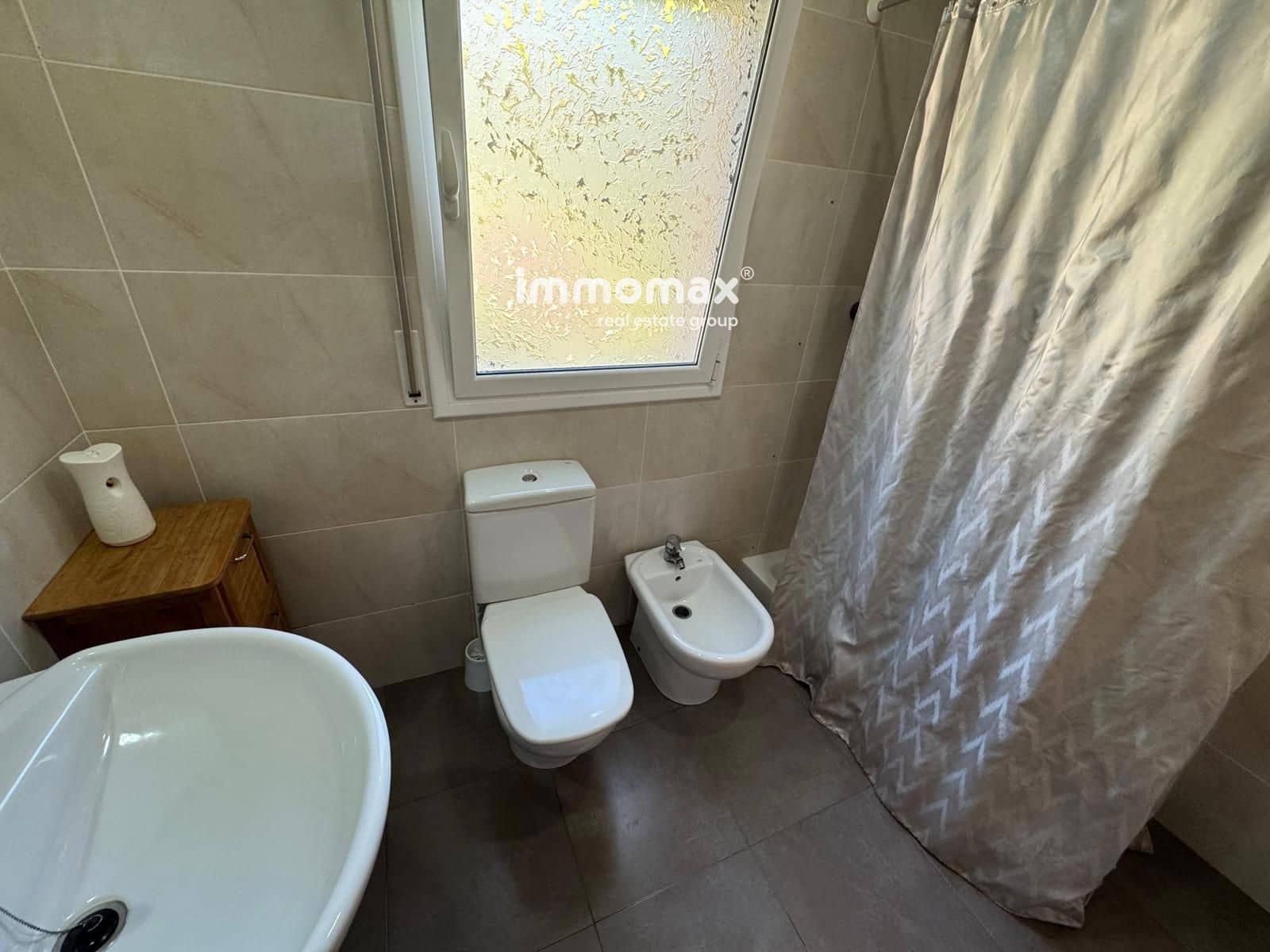 4 soverom Villa til salgs i Vallirana med garasje - € 350 000 (Ref: 9329865)