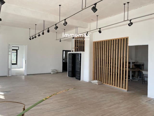 Commercial for rent in Móra d'Ebre - € 600 (Ref: 9336937)