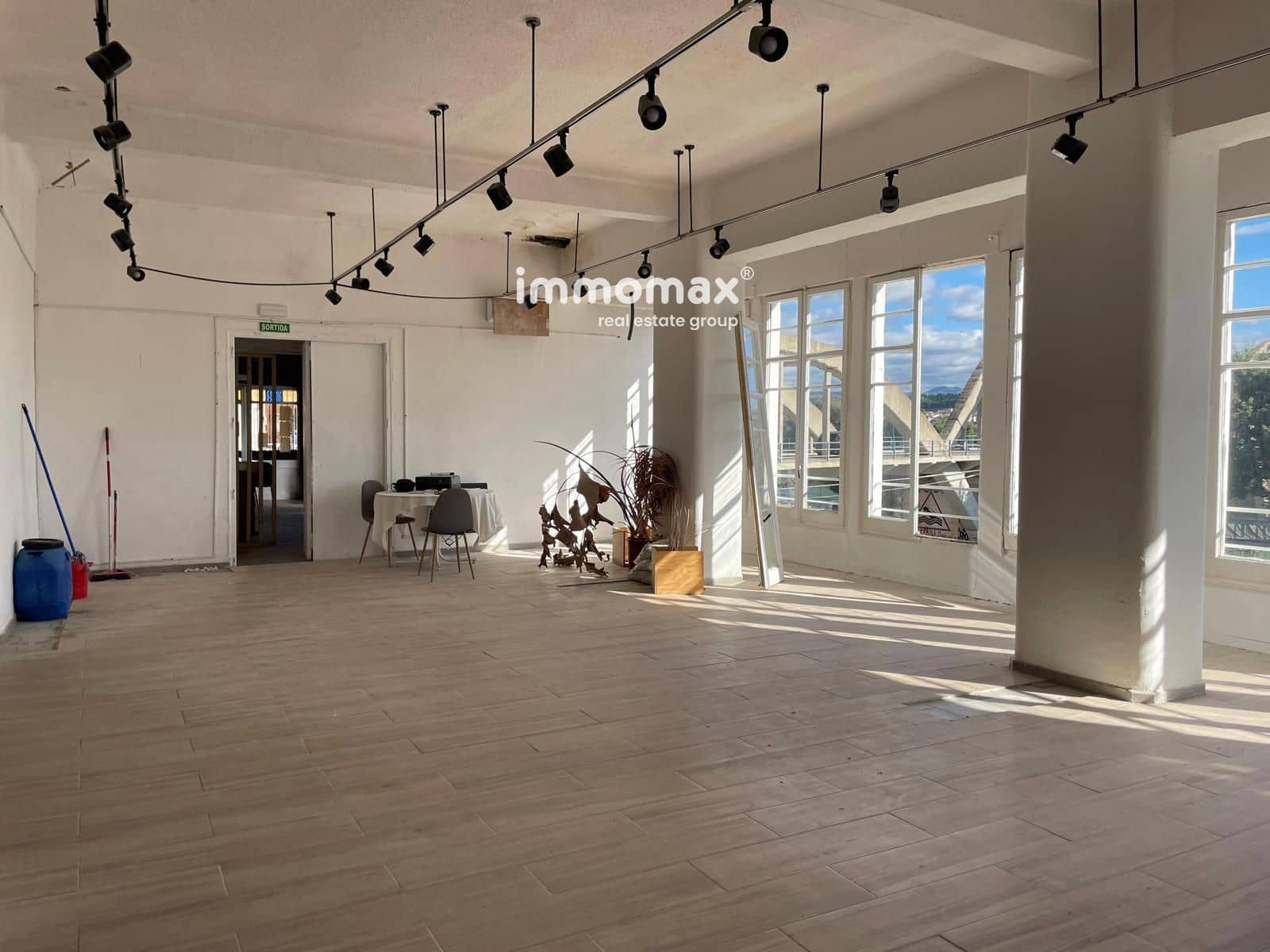 Erhverv til leje i Mora d'Ebre - € 600 (Ref: 9336937)