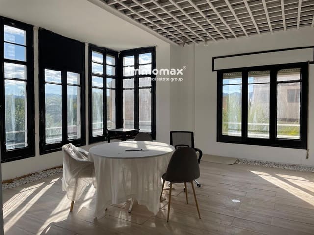 Commercial for rent in Móra d'Ebre - € 600 (Ref: 9336937)