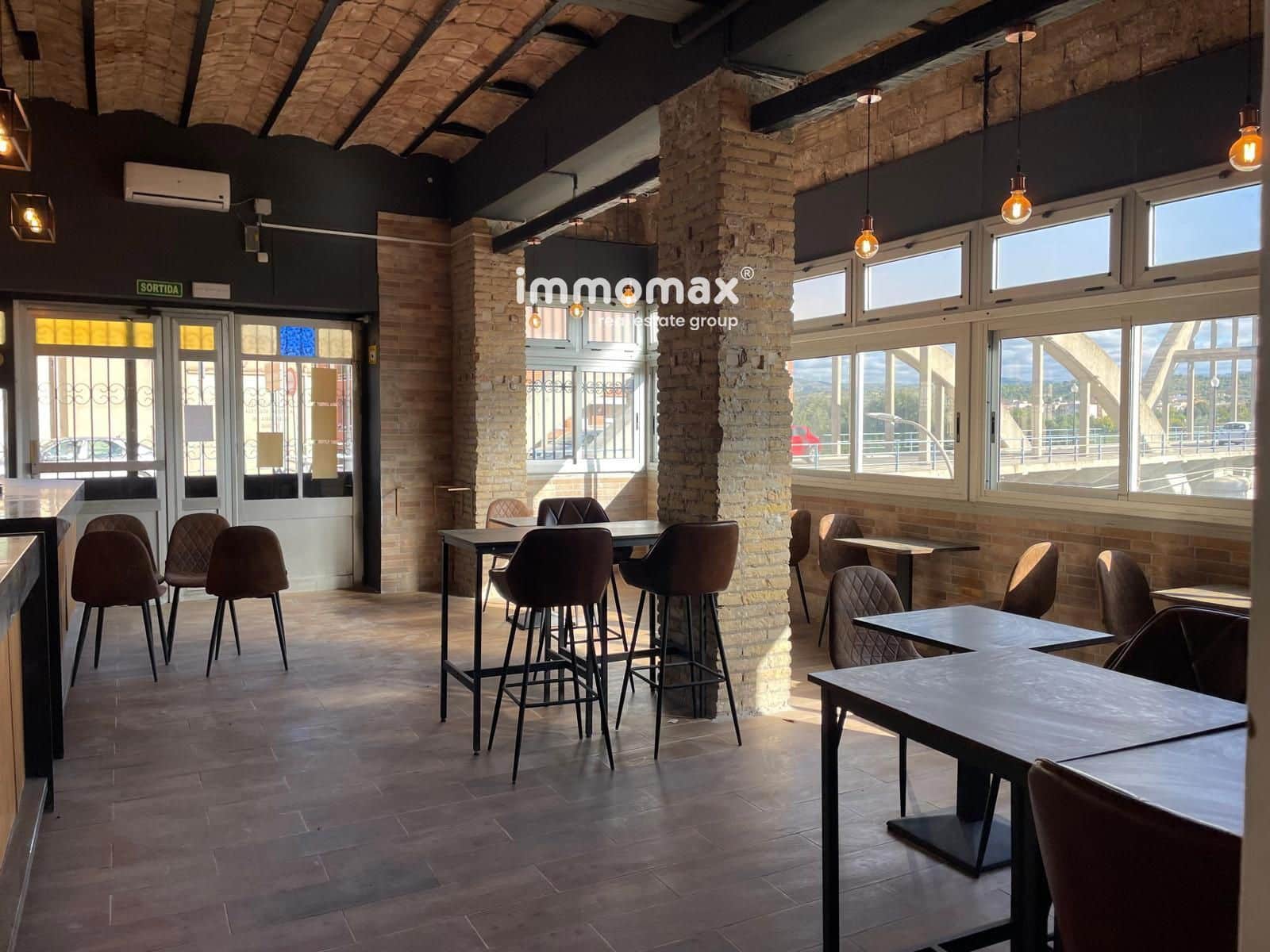 Commercial for rent in Mora d'Ebre - € 1,000 (Ref: 9336938)