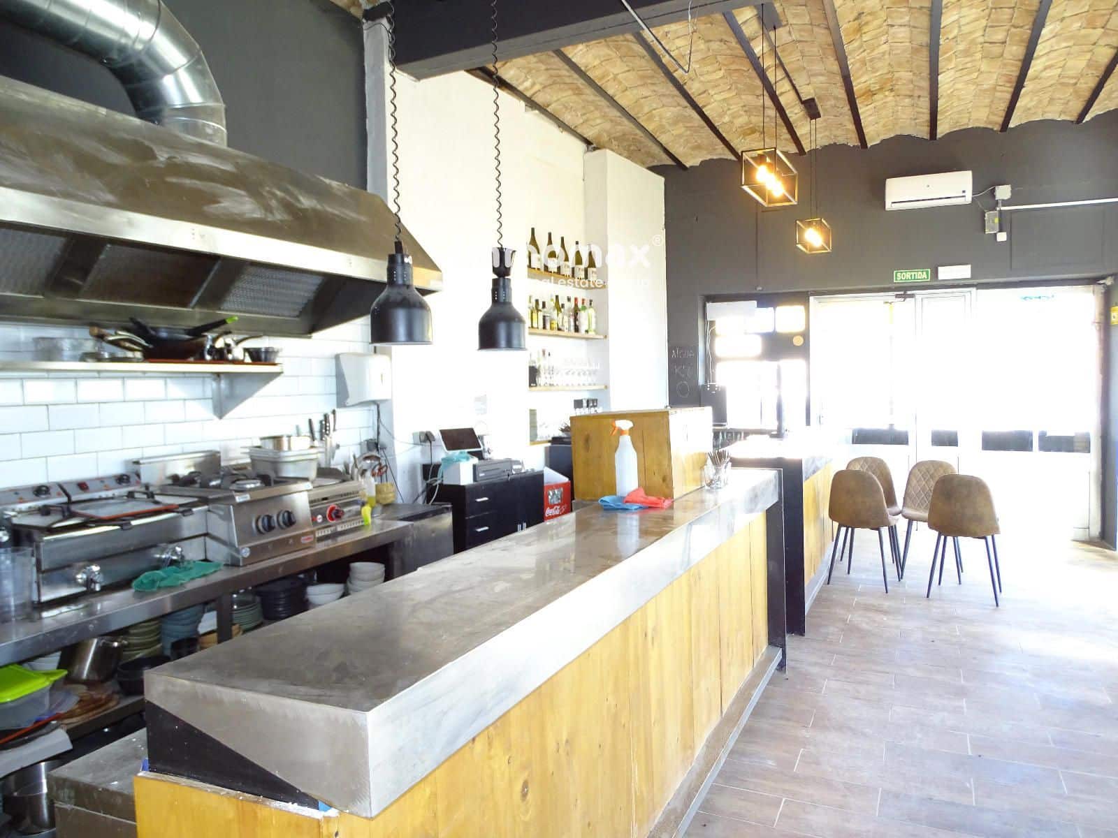 Commercial for rent in Mora d'Ebre - € 1,000 (Ref: 9336938)