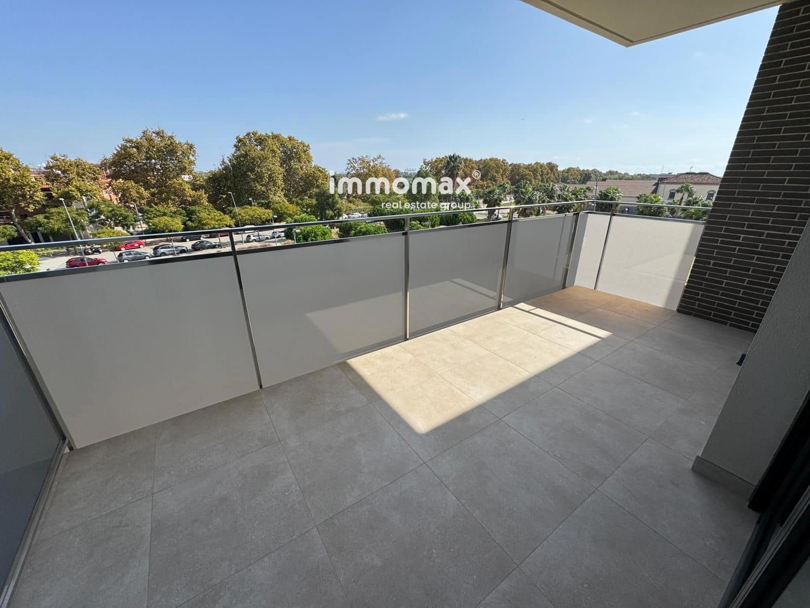 Appartement de 3 chambres à louer à El Prat de Llobregat avec garage - 2 000 € (Ref: 9340326)