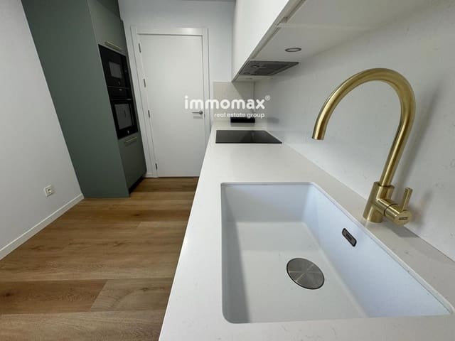 3 quarto Apartamento para arrendar em El Prat de Llobregat com garagem - 2 000 € (Ref: 9340326)