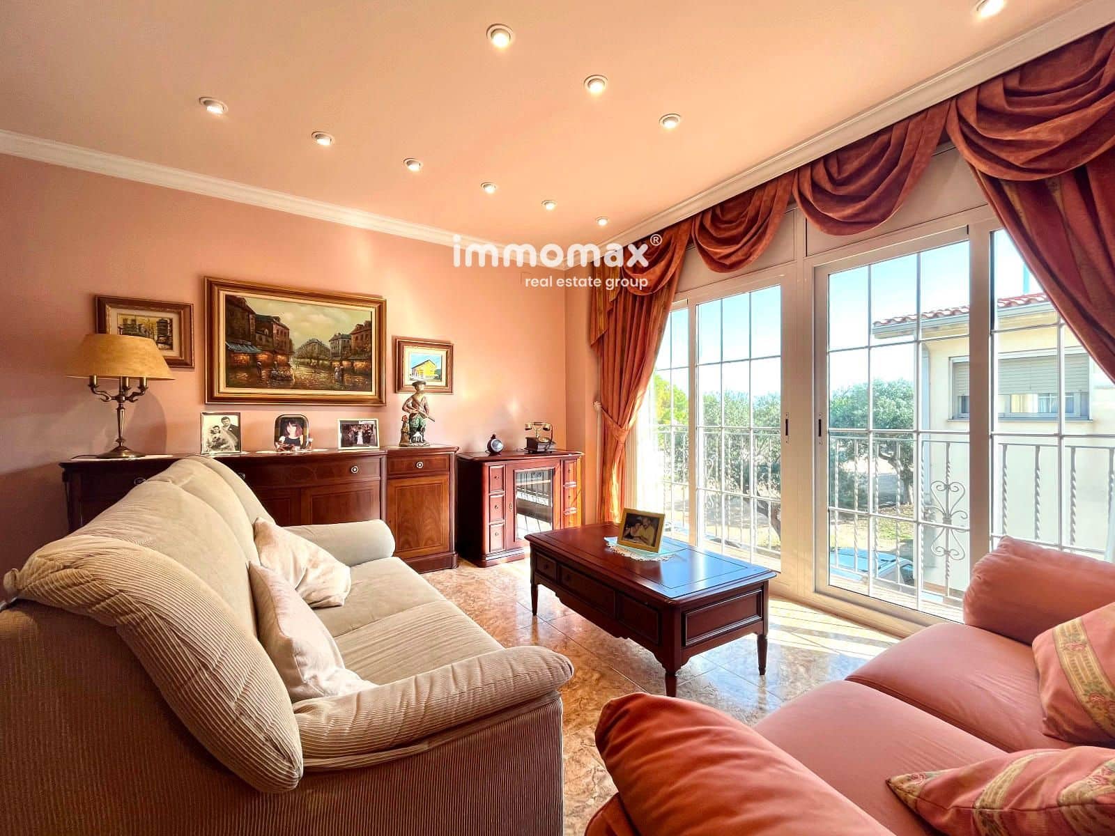 5 soverom Hus til salgs i Vilanova i la Geltru med garasje - € 528 000 (Ref: 9340327)