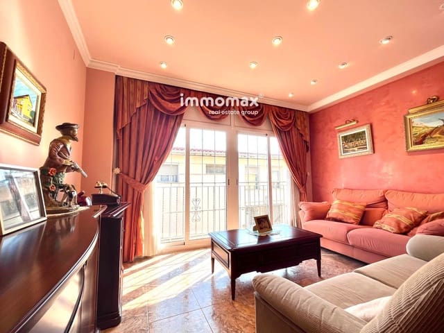 5 soverom Hus til salgs i Vilanova i la Geltrú med garasje - € 528 000 (Ref: 9340327)