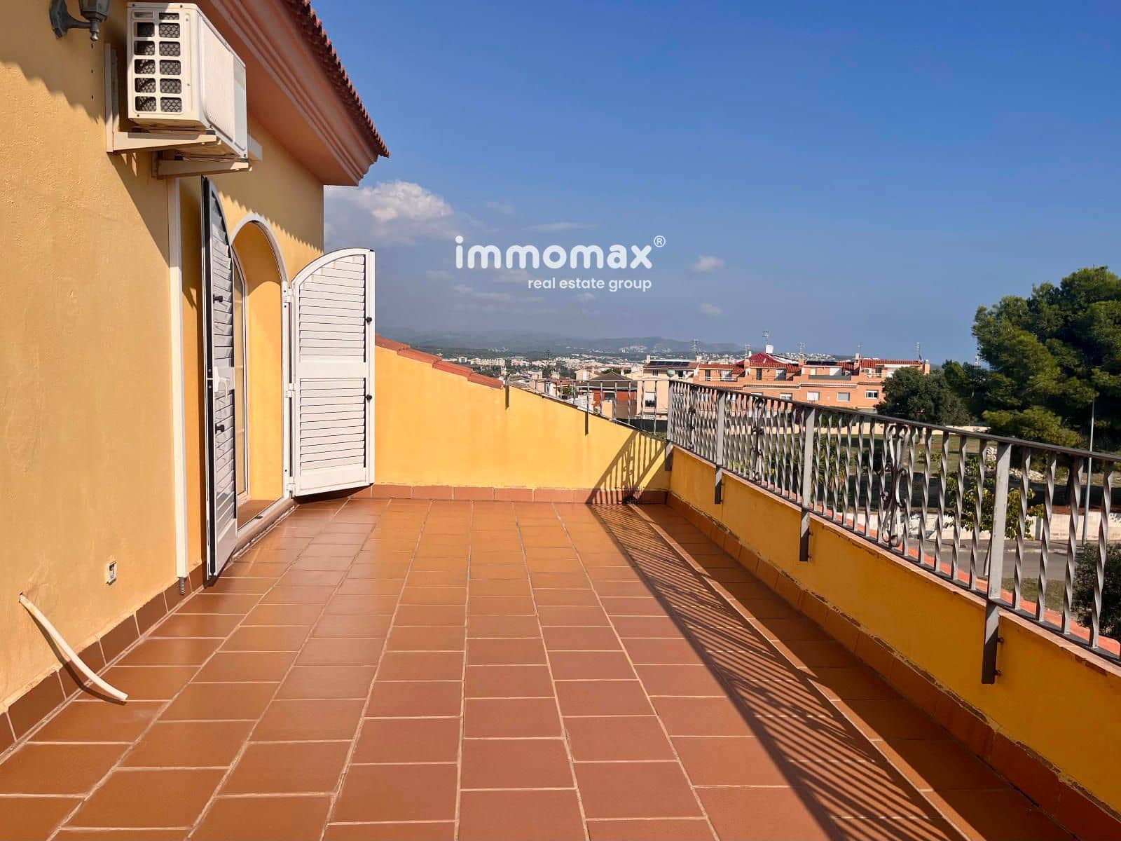 5 soverom Hus til salgs i Vilanova i la Geltru med garasje - € 528 000 (Ref: 9340327)