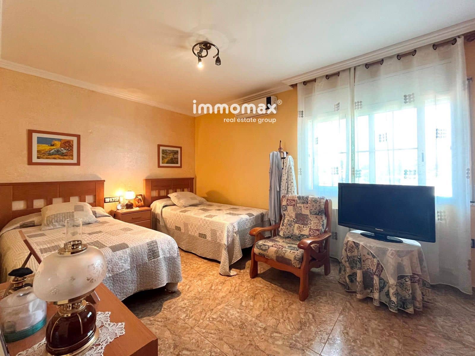 5 soverom Hus til salgs i Vilanova i la Geltru med garasje - € 528 000 (Ref: 9340327)