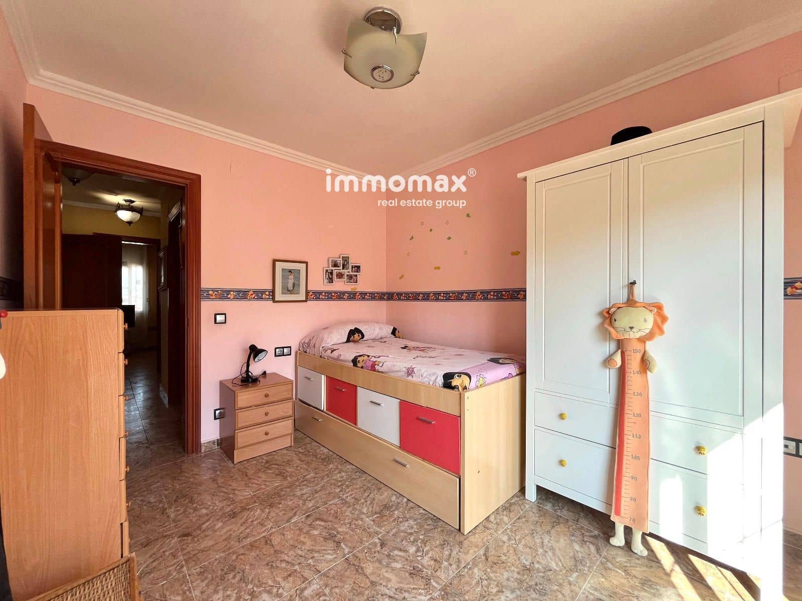 5 soverom Hus til salgs i Vilanova i la Geltru med garasje - € 528 000 (Ref: 9340327)