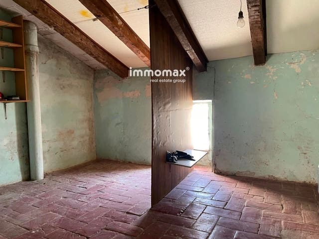 Villa til salgs i Bitem, Tortosa - € 38 000 (Ref: 9345540)