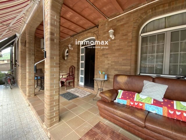 6 soverom Villa til salgs i Begues med svømmebasseng garasje - € 850 000 (Ref: 9345737)