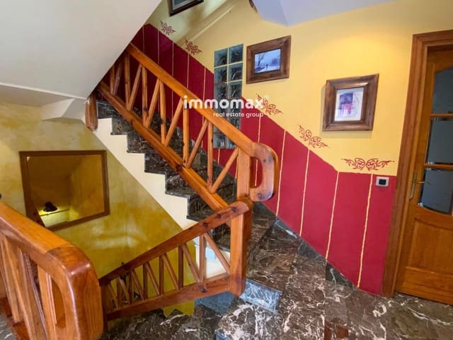 6 soverom Villa til salgs i Begues med svømmebasseng garasje - € 850 000 (Ref: 9345737)