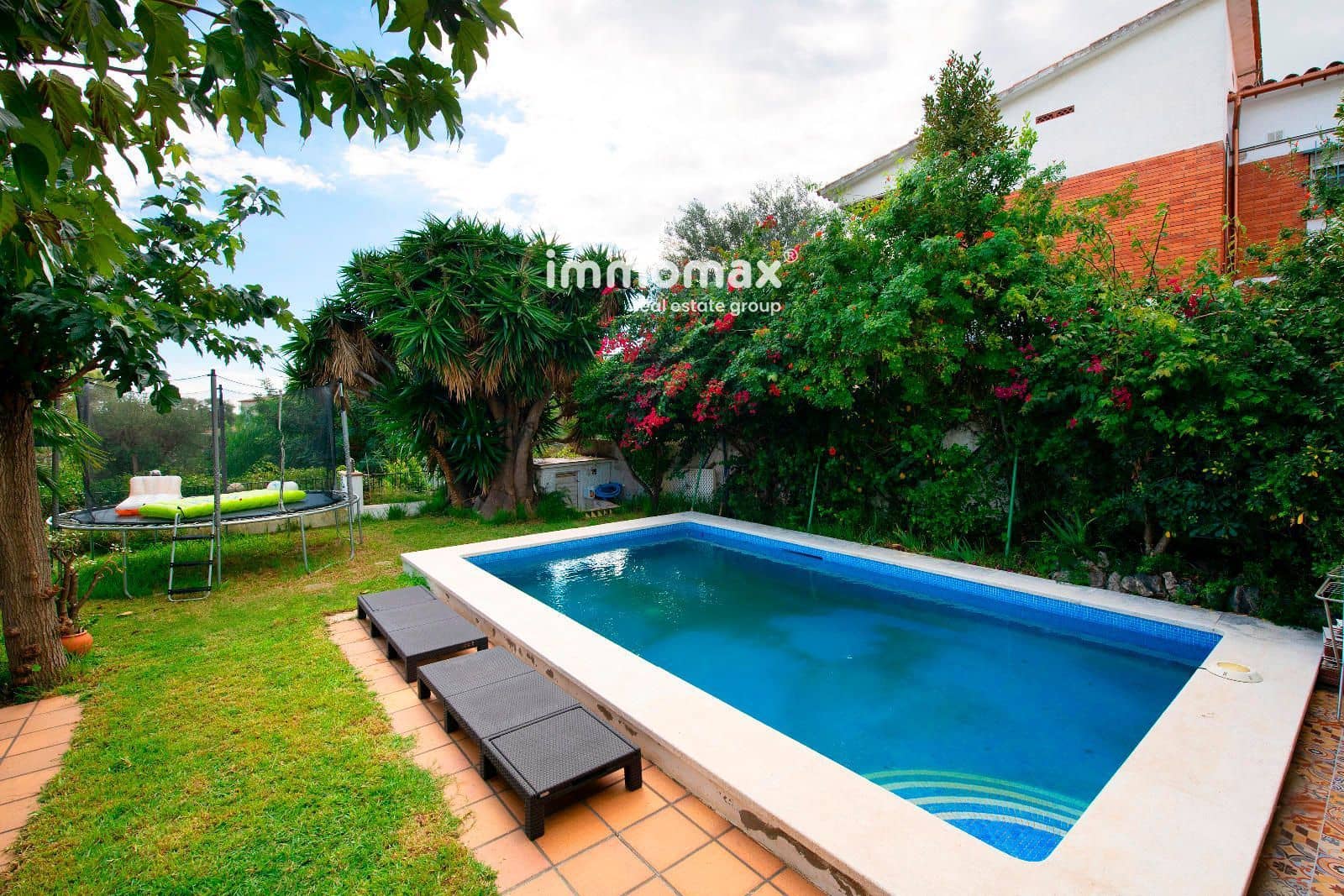 6 sypialnia Willa na sprzedaż w Castelldefels z basenem - 1 150 000 € (Ref: 9357429)