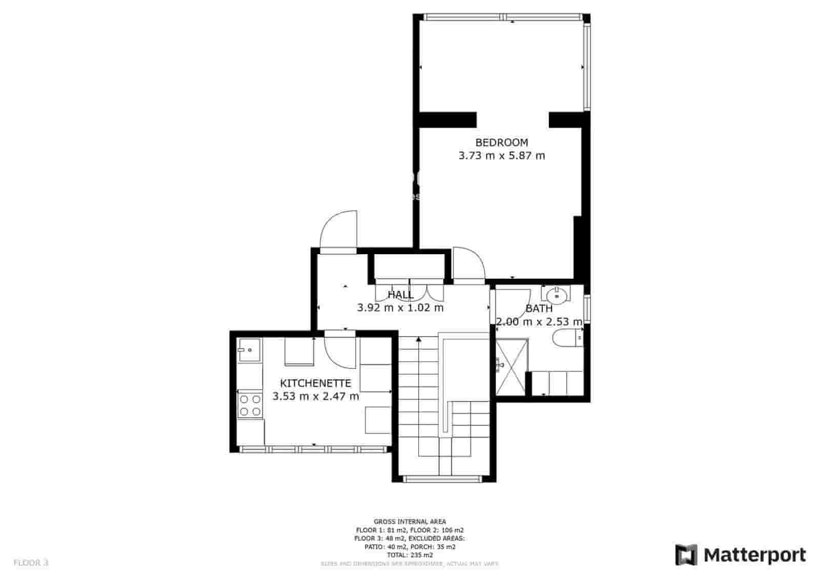 6 bedroom Villa for sale in Castelldefels with pool - € 1,150,000 (Ref: 9357429)