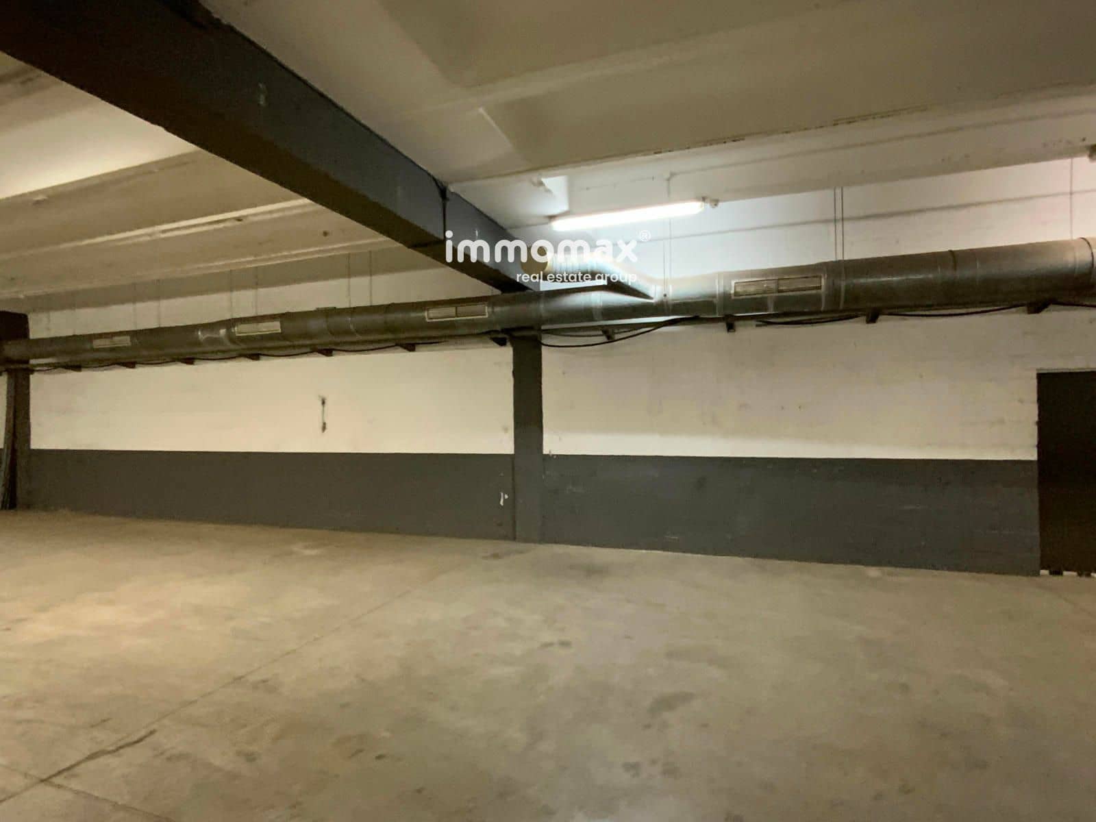 Local Commercial à louer à Sant Boi de Llobregat - 21 000 € (Ref: 9357770)
