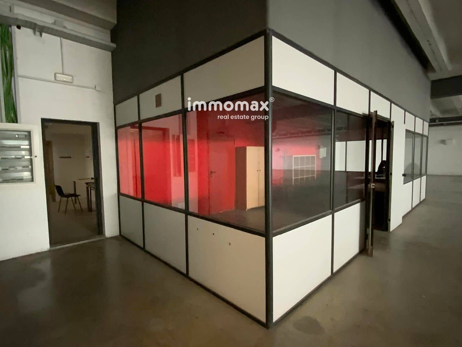 Local Commercial à louer à Sant Boi de Llobregat - 21 000 € (Ref: 9357770)