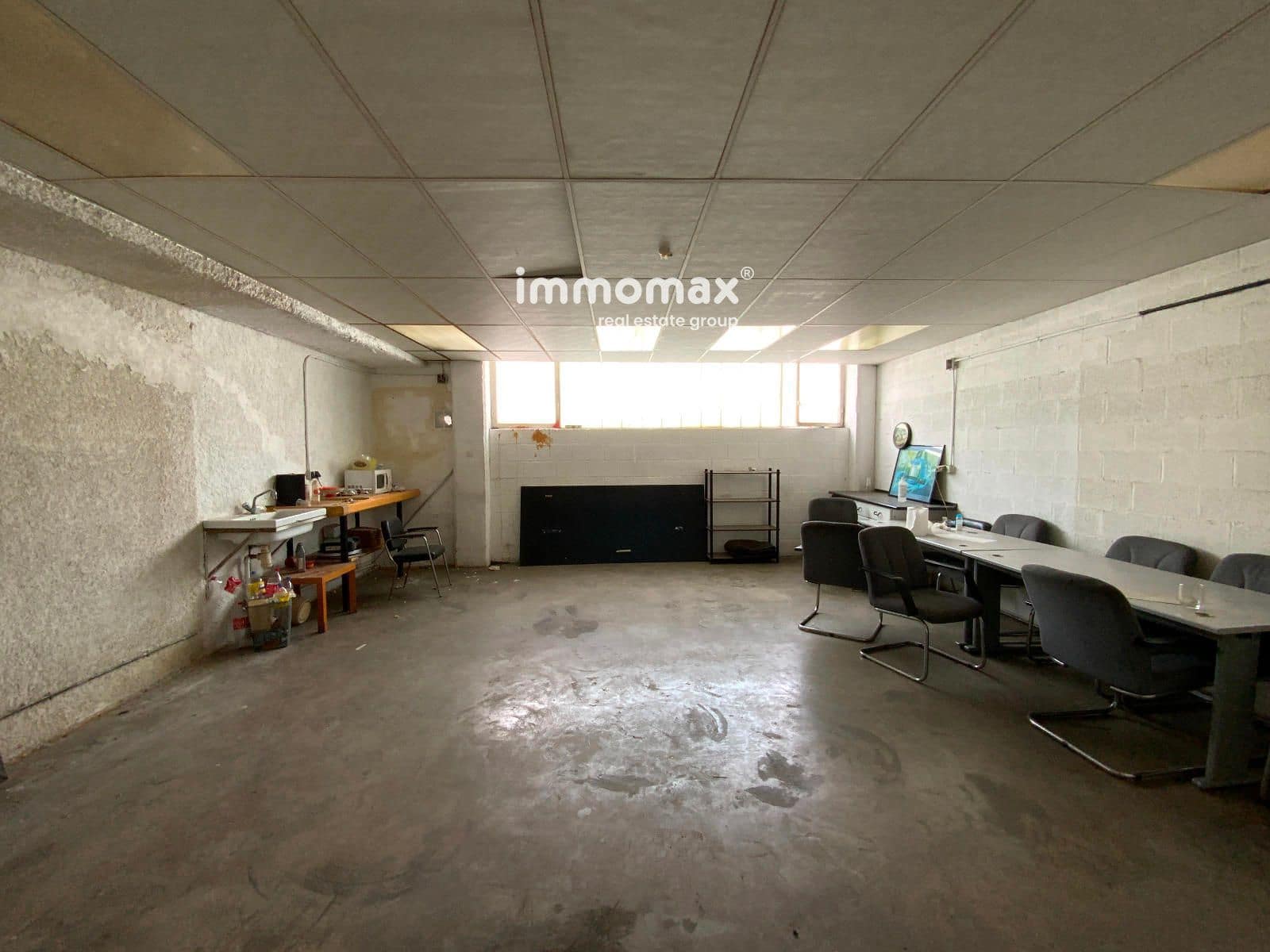 Local Commercial à louer à Sant Boi de Llobregat - 21 000 € (Ref: 9357770)