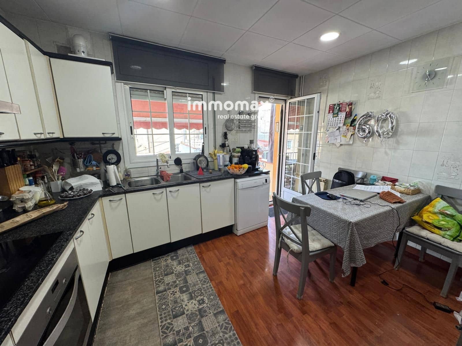 4 quarto Moradia para venda em Sant Boi de Llobregat com garagem - 450 000 € (Ref: 9357880)