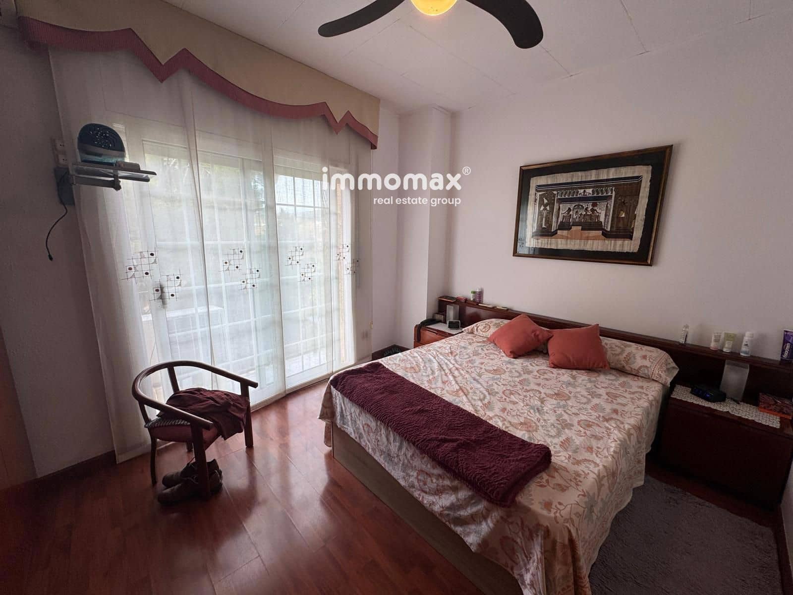 4 quarto Moradia para venda em Sant Boi de Llobregat com garagem - 450 000 € (Ref: 9357880)