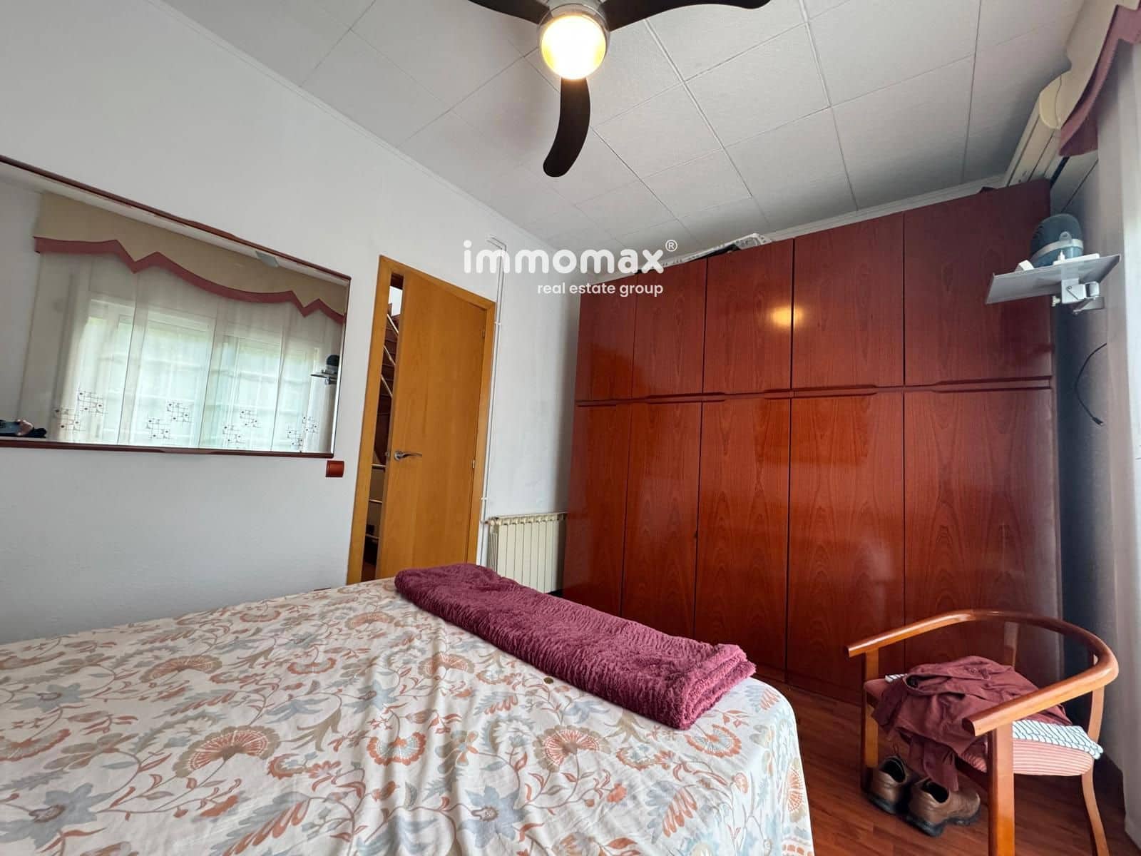 4 quarto Moradia para venda em Sant Boi de Llobregat com garagem - 450 000 € (Ref: 9357880)