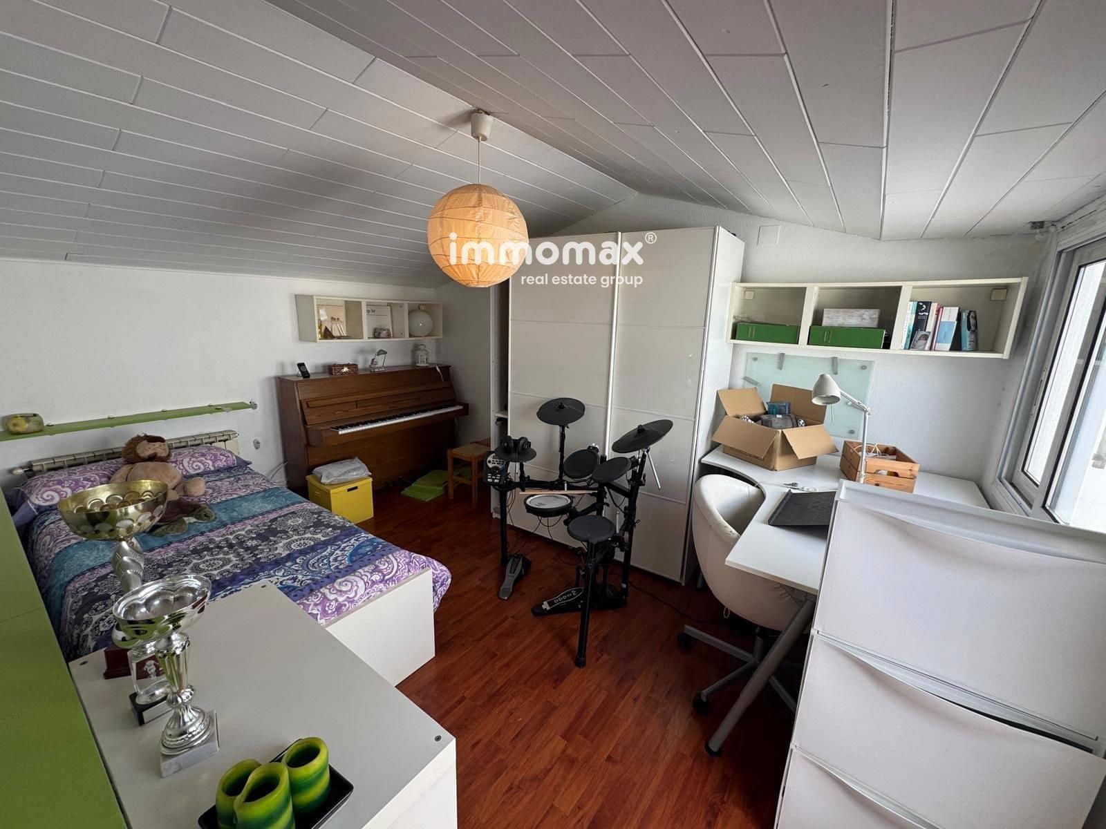 4 quarto Moradia para venda em Sant Boi de Llobregat com garagem - 450 000 € (Ref: 9357880)