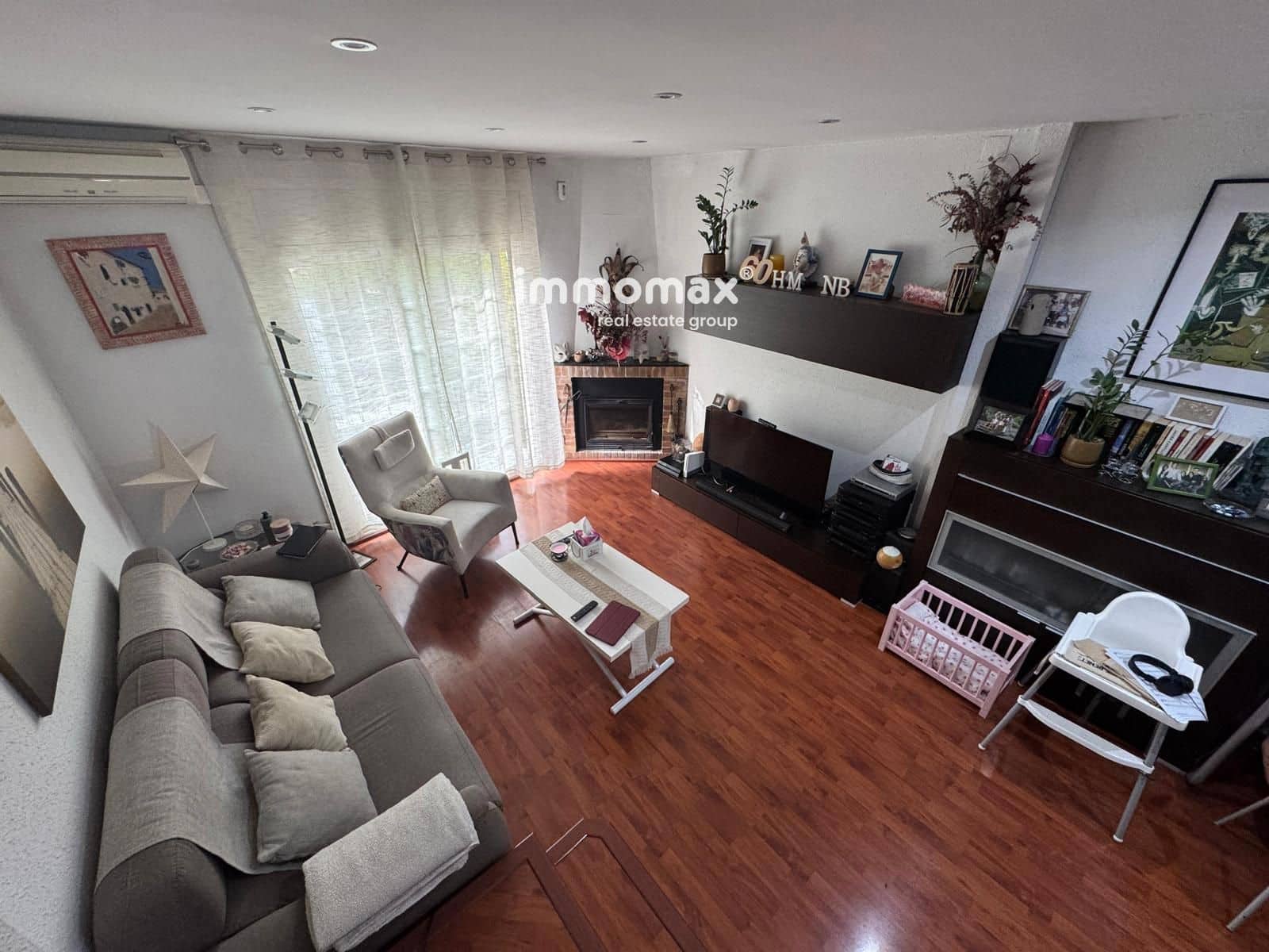 4 quarto Moradia para venda em Sant Boi de Llobregat com garagem - 450 000 € (Ref: 9357880)