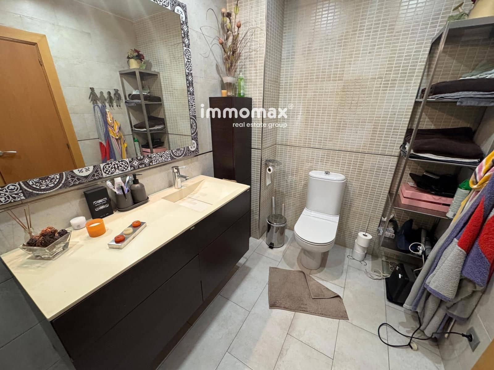 4 quarto Moradia para venda em Sant Boi de Llobregat com garagem - 450 000 € (Ref: 9357880)