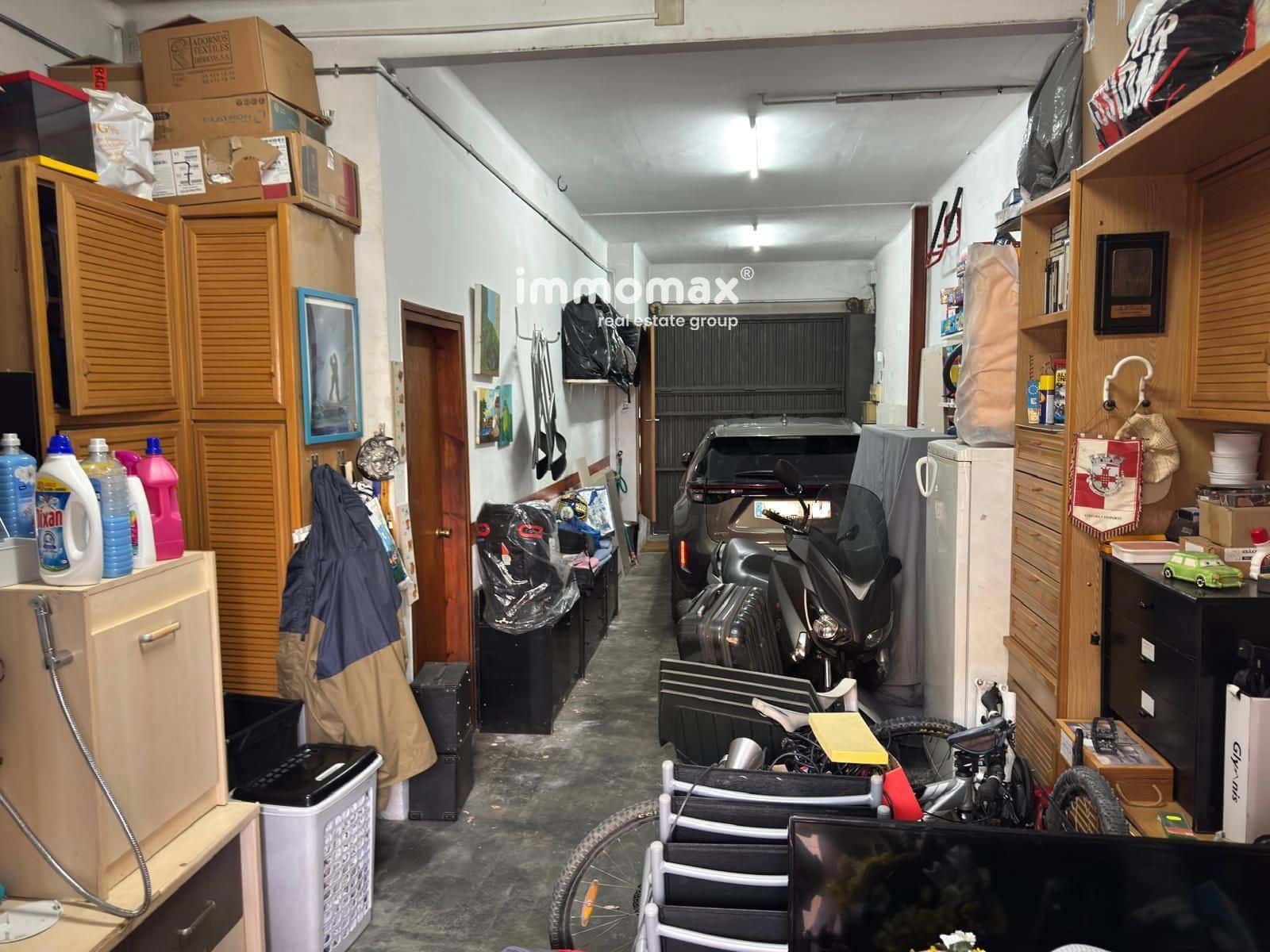 4 quarto Moradia para venda em Sant Boi de Llobregat com garagem - 450 000 € (Ref: 9357880)