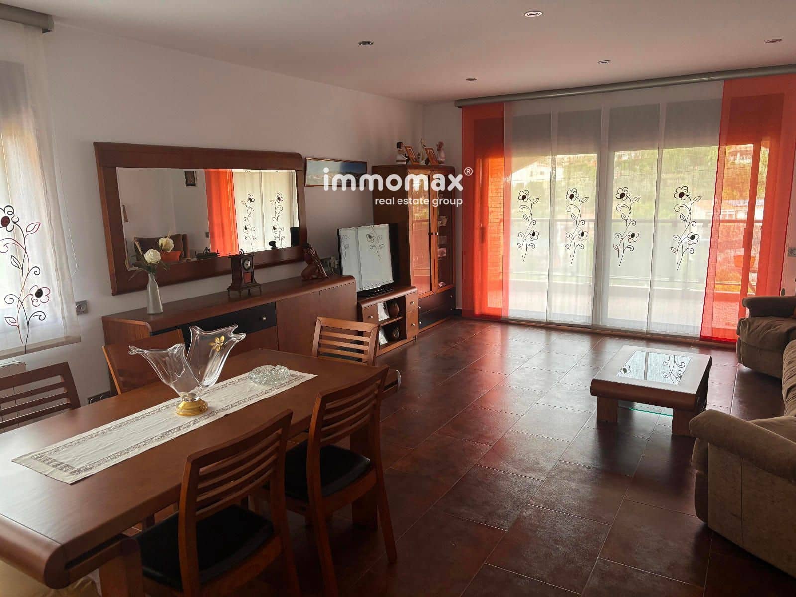 Appartement de 2 chambres à louer à Vallirana - 1 500 € (Ref: 9363345)