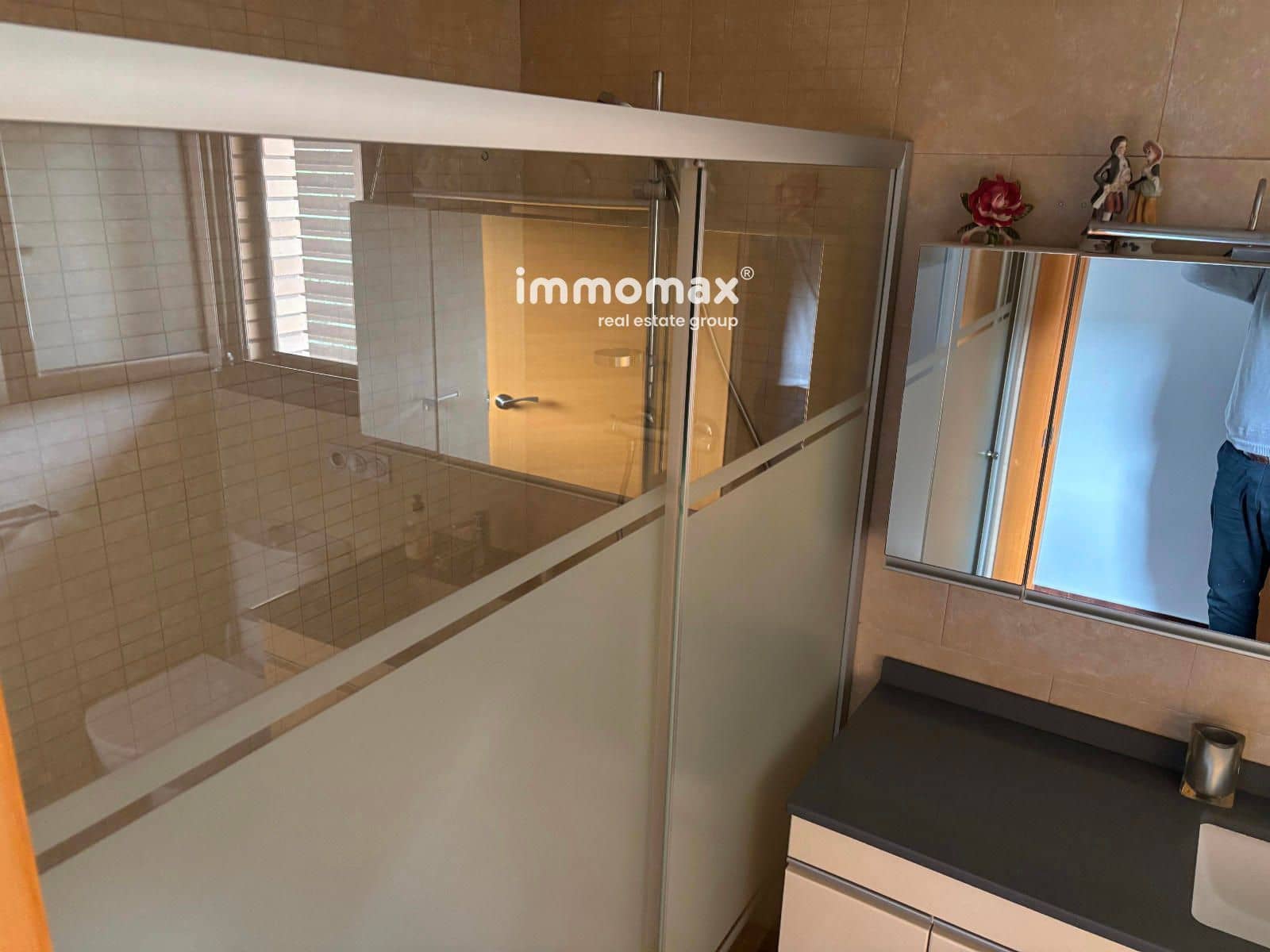 Appartement de 2 chambres à louer à Vallirana - 1 500 € (Ref: 9363345)