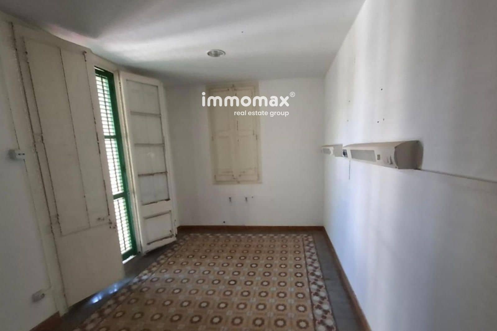 7 bedroom Villa for sale in Gelida - € 456,000 (Ref: 9363446)