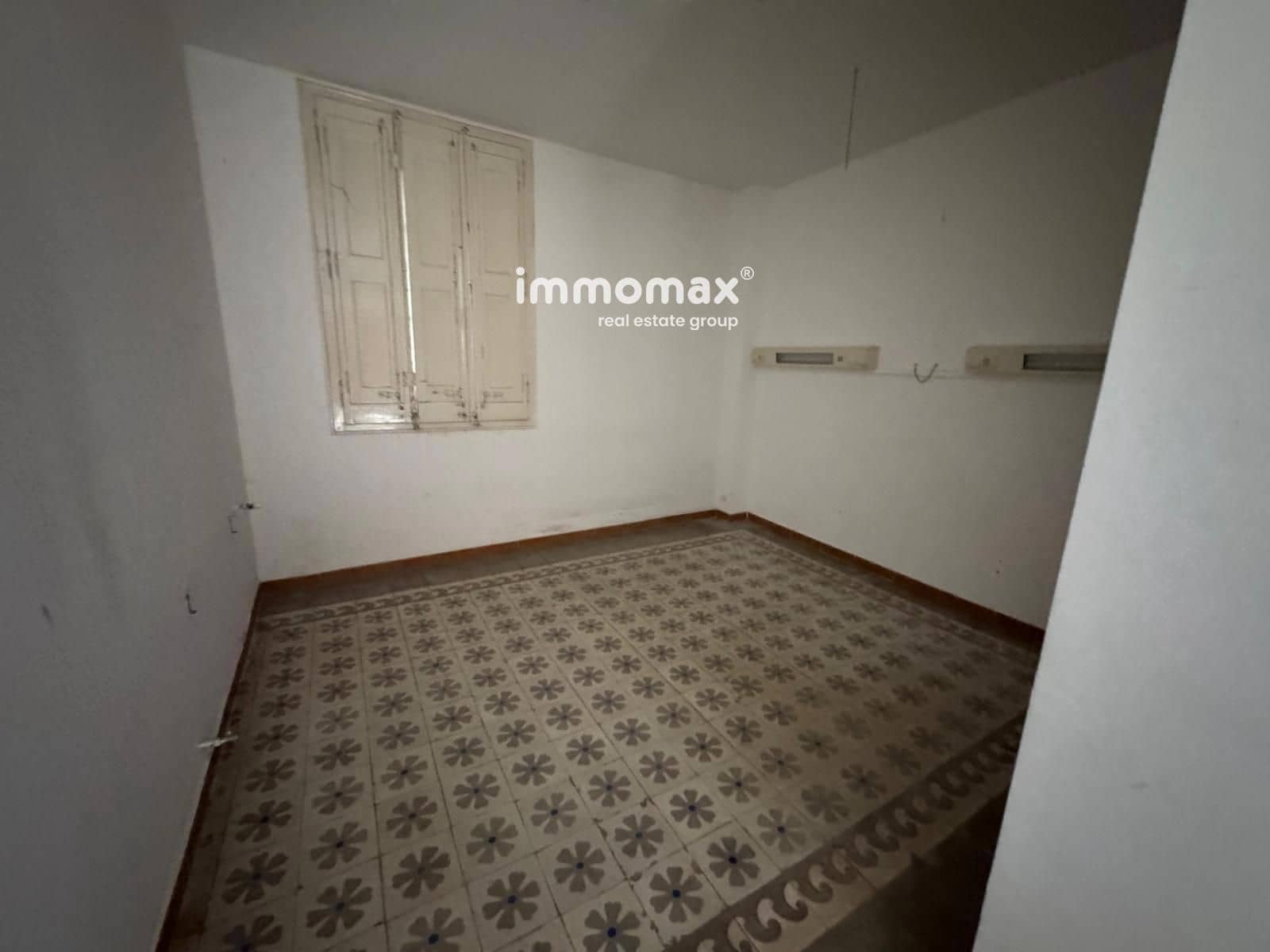 7 bedroom Villa for sale in Gelida - € 456,000 (Ref: 9363446)