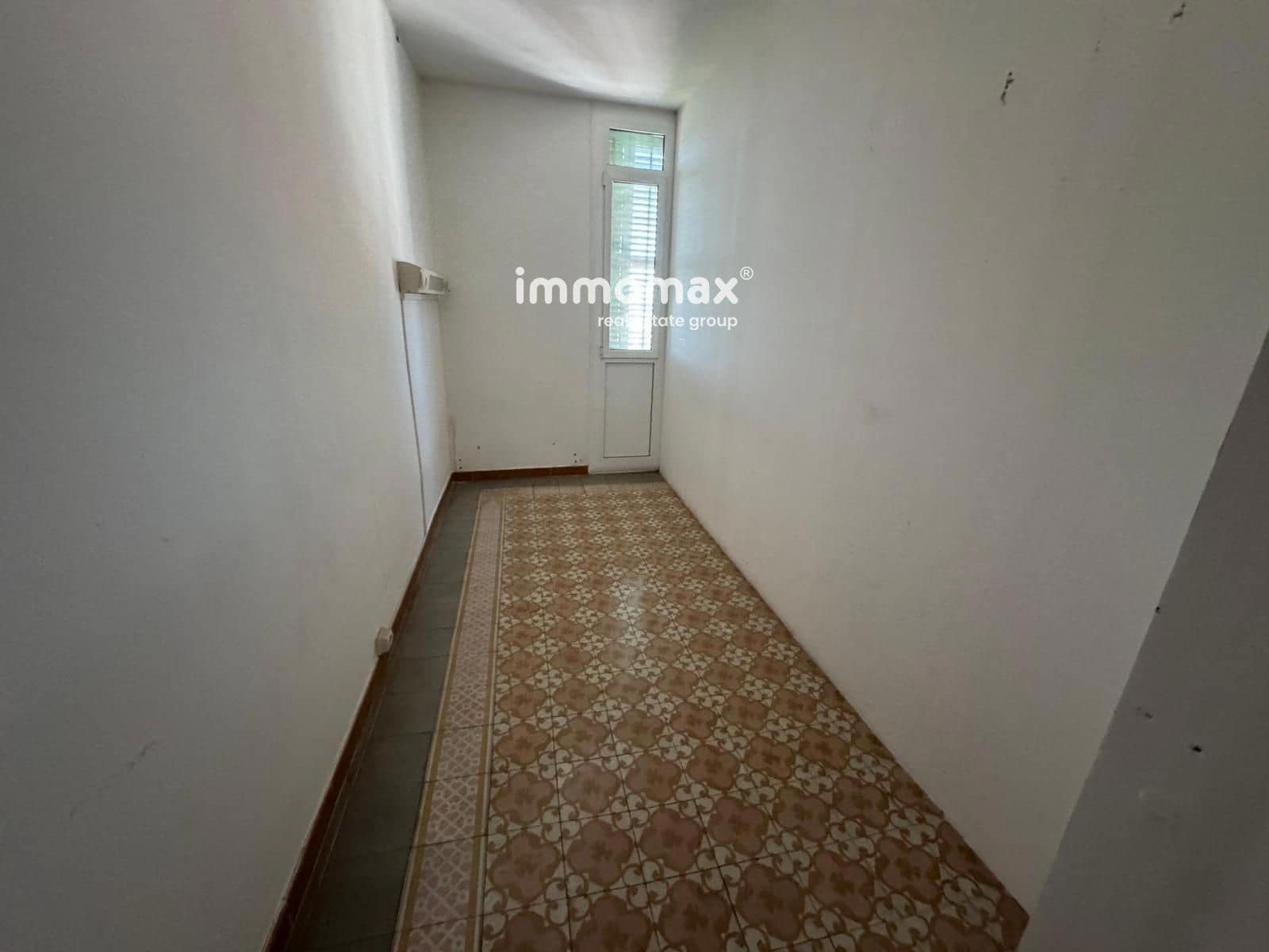 7 bedroom Villa for sale in Gelida - € 456,000 (Ref: 9363446)