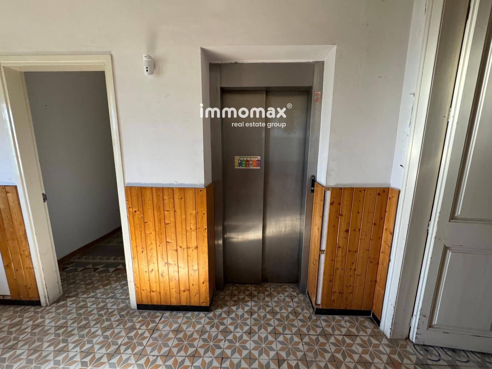 7 bedroom Villa for sale in Gelida - € 456,000 (Ref: 9363446)