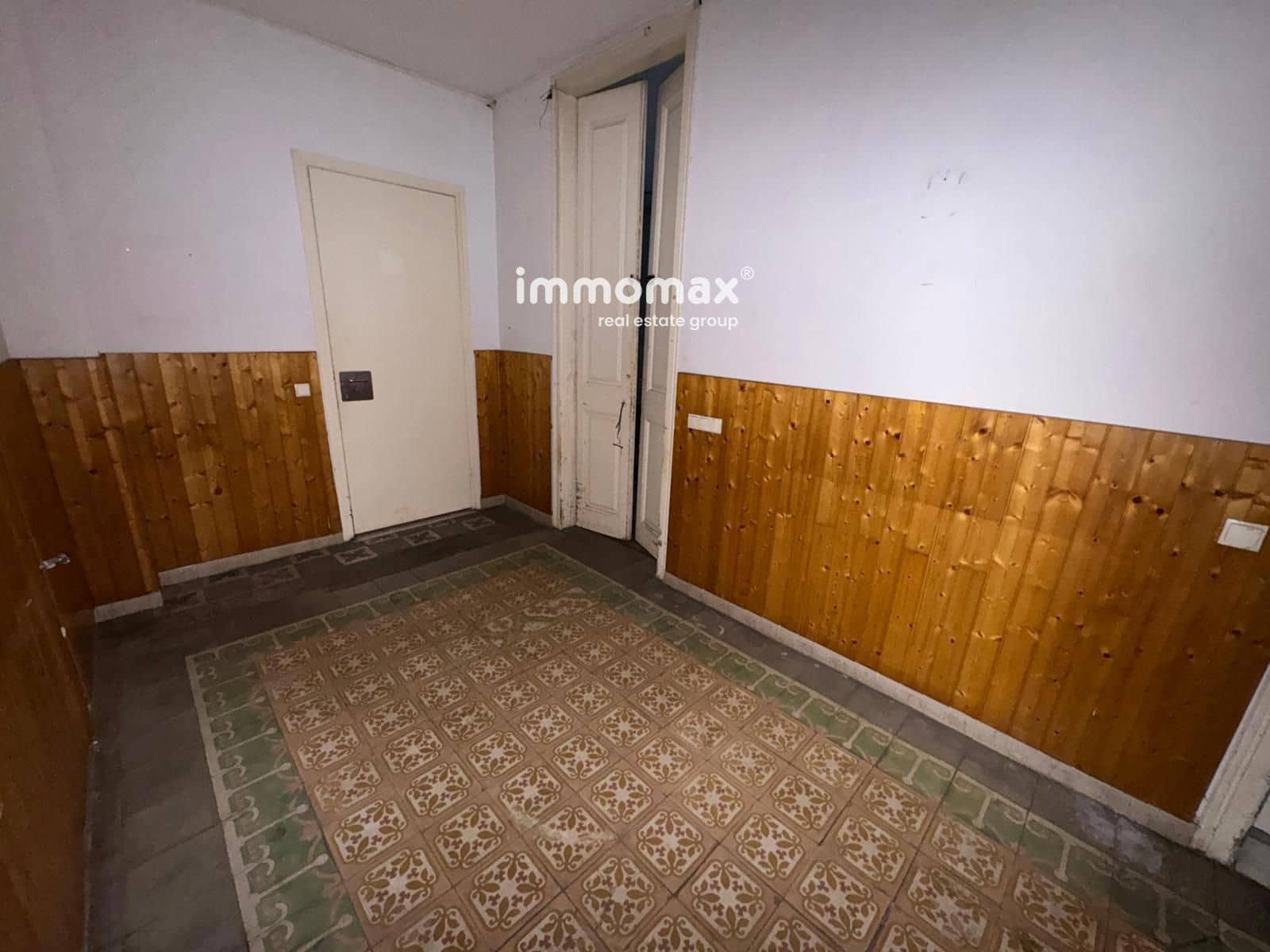 7 bedroom Villa for sale in Gelida - € 456,000 (Ref: 9363446)