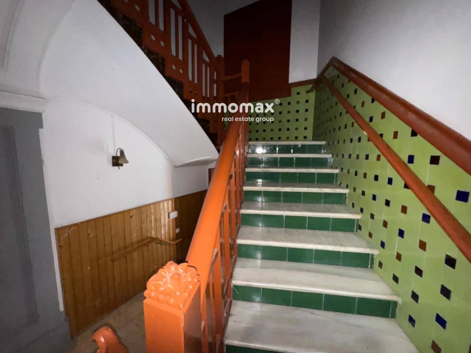 7 bedroom Villa for sale in Gelida - € 456,000 (Ref: 9363446)